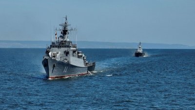 Румънските военноморски сили съобщиха че днес разполага кораб и хеликоптер
