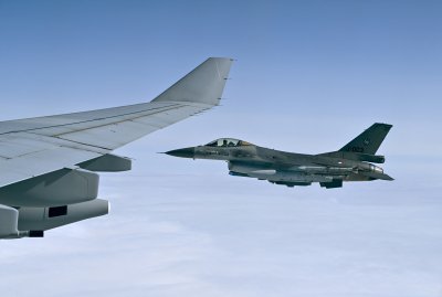 Датските ВВС прехванаха руски бомбардировачи