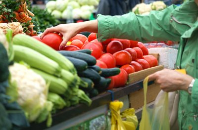 Нелепо: Само 40 % от плодовете и зеленчуците са български
