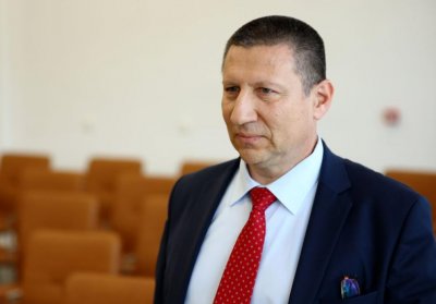 Изпълняващият функциите главен прокурор Борислав Сарафов иска временно отстраняване на