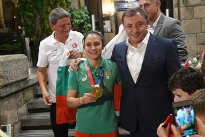 Олимпийската шампионка по карате Ивет Горанова се прости емоционално с