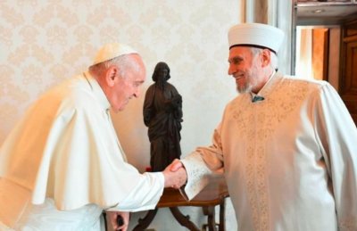 Мюфтията се срещна с Папата във Ватикана (ВИДЕО)