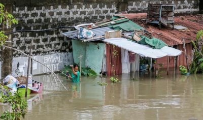 Тайфун причини проливни дъждове в северната част на Филипините но