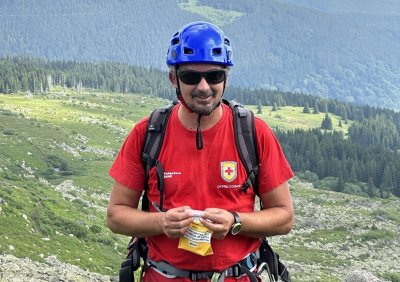Отрядът на Планинската спасителна служба в София набира средства в