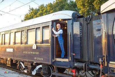 Най известният европейски влак Ориент Експрес се оказа застигнат от