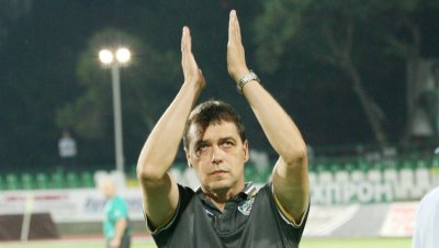 ПФК Берое изразява своята подкрепа към Петър Хубчев и пожелава