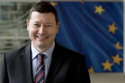 Европейската комисия очаква ръководителят на представителството на институцията във Виена
