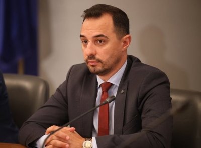 Министърът на икономиката и индустрията  Богдан Богданов представи пред Общинския