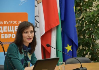 Габриел: България е изпълнила всички технически критерии за Шенген