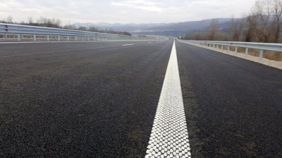 Строежът на магистралата между Бургас и Варна започва през 2025 г.?