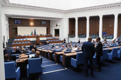 Парламентът отхвърли  и третия законопроект внесен от опозицията в днешния