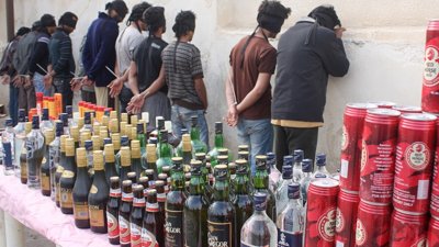 В Иран осъдиха продавачи на алкохол менте
