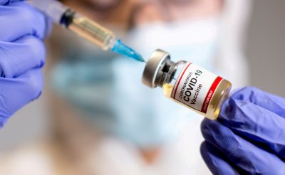 755 души се имунизираха с новата ваксина срещу COVID 19 в първия