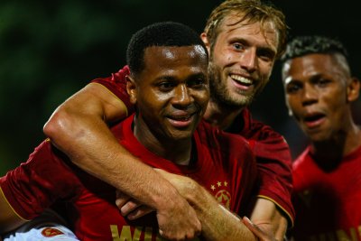 Дебютни два гола на Майкъл Естрада донесоха победата на ЦСКА