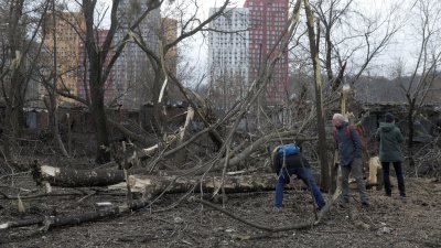 Руска атака по Одеса е ранила един човек и е причинила щети на инфраструктурата
