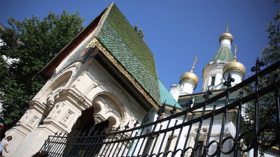 Българските свещеници назначени от патриарх Неофит в подворието на Руската