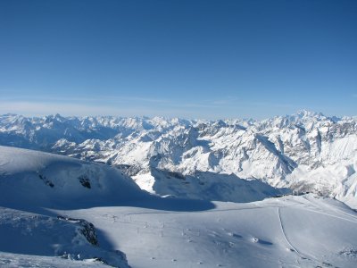 Жегите стопиха 10% от ледниците в Швейцария