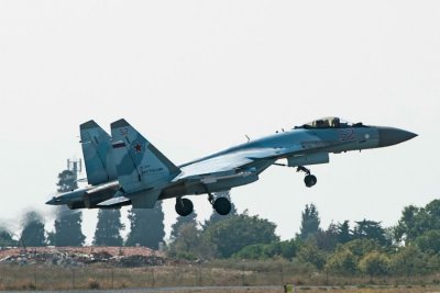 Руски военни свалиха свой изтребител Су 35 над Украйна това предаде