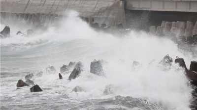 Тайфунът  Койну удари Тайван с рекордни ветрове от 342 км ч   съобщи