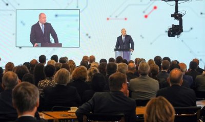 Радев от Мюнхен: Науката и иновациите са ключови за конурентна евроикономика 
