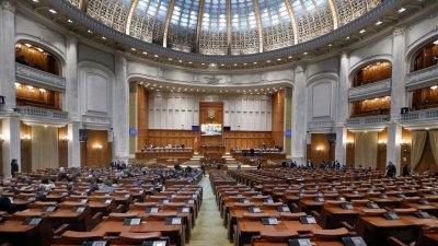 Стачка на адвокатите в Румъния блокира съдебната система за ден Акцията