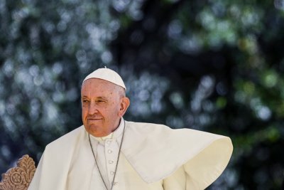 Папа Франциск откри днес с молитва на площад Свети Петър във