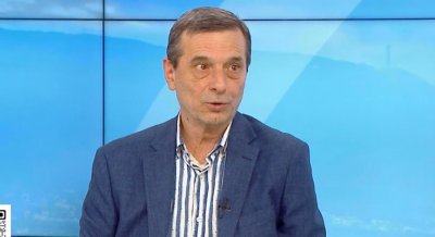 Манолов за срещата: Не сме оптимисти, надяваме се да вземат единна българска позиция