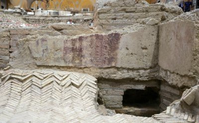 Учени разкриха тайната на здравината на сградите построени от древните