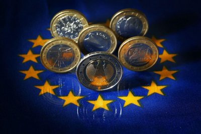Защо референдум за еврото би бил незаконен?