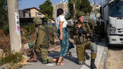 Израел си върна контрола над граничните градове