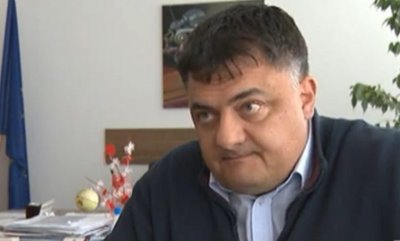 Изпълняващият временно длъжността кмет на Перник Мирослав Стоицев е влязъл