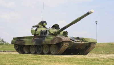 Каракачанов ремонтира старите танкове 