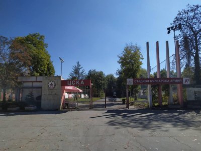 Първо в Lupa.bg: Политиците отново отсвириха ЦСКА за стадиона