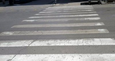 Джигит потроши баба на пешеходна пътека в Добрич
