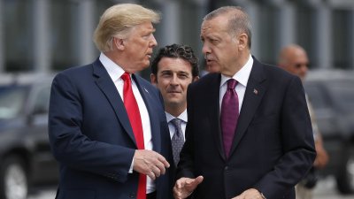 Тръмп предал кюрдите заради ползите от Турция
