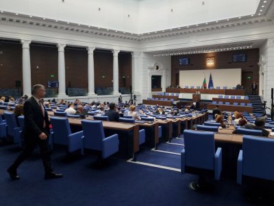 Българският парламент осъди нападението на Хамас над Израел с декларация