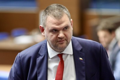 Делян Пеевски е избран за съпредседател на парламентарната група на
