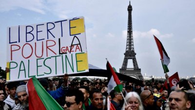 Франция забрани всички пропалестински демонстрации