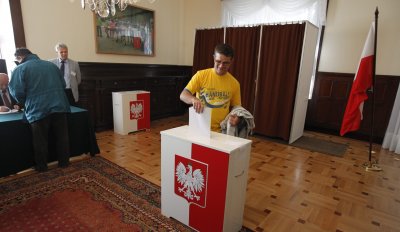 В неделя в Полша ще се проведат парламентарни избори определяни