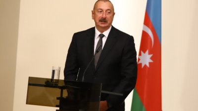 Забиха знамето на Азербайджан в Нагорни Карабах