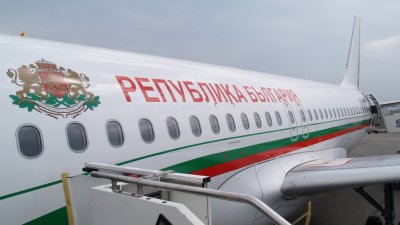 Правителственият самолет Еърбъс излетя за да евакуира още български граждани