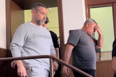 Оставиха в ареста петимата чужденци, обвинени в износ на стоки за елитните руски части в Украйна