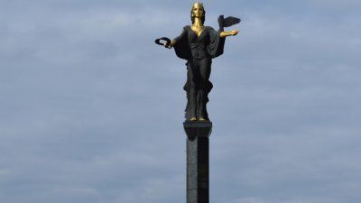 Ново посегателство срещу статуята на света София в столицата Тази