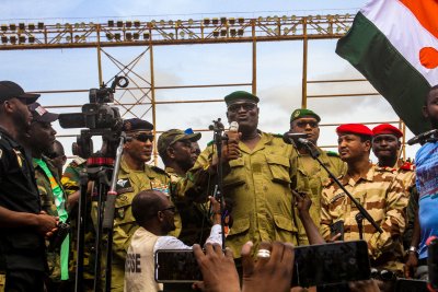 Военното правителство в Нигер осуетило опит на сваления президент Мохамед