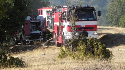 Остава висок рискът от пожари в Ямболско