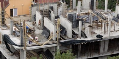 Работник е паднал от строеж в Пловдив и е загинал