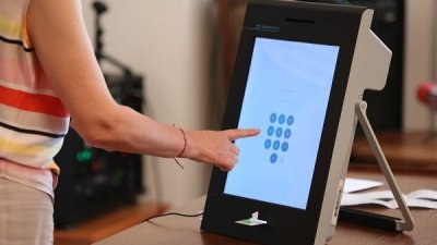 "Синя София" съветва избирателите: Сравнете номера на отрязъка и избрания на машината 