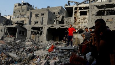 Повече от 8000 са жертвите в Газа