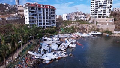 Броят на жертвите от опустошителния ураган тази седмица в мексиканския морски