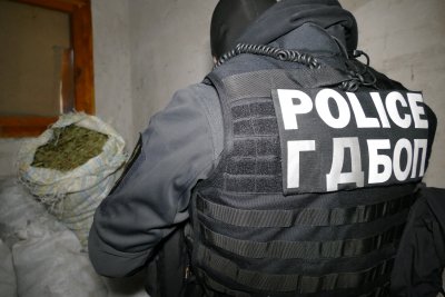 ГДБОП разби канал за трафик на наркотици към Турция при